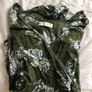 abercrombie & fitch floral bell sleeved romper